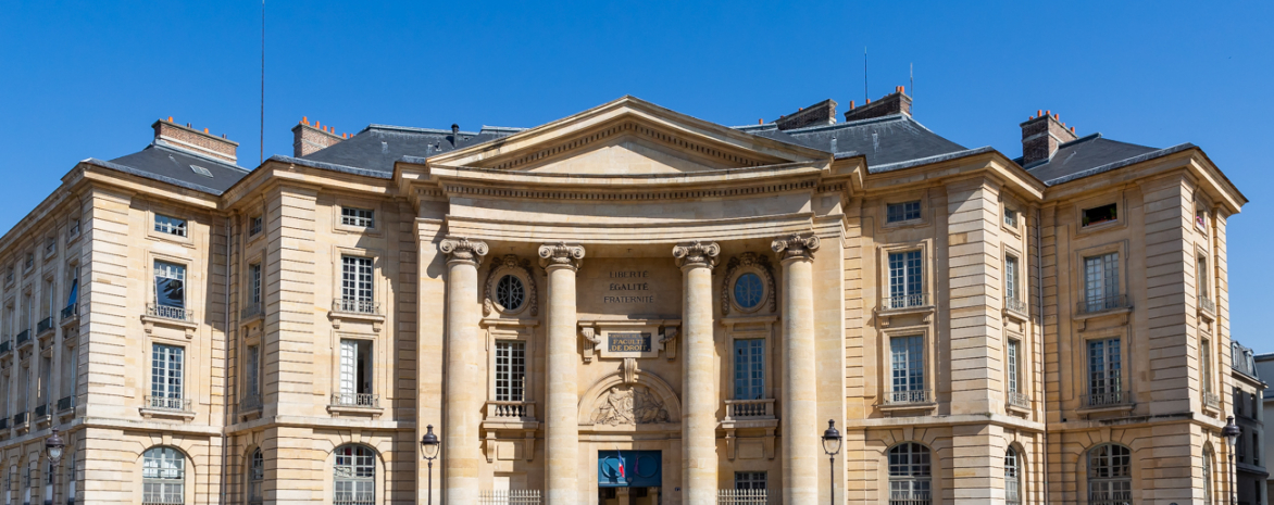 Photo de la façade de l'université Paris 2 - Centre Panthéon